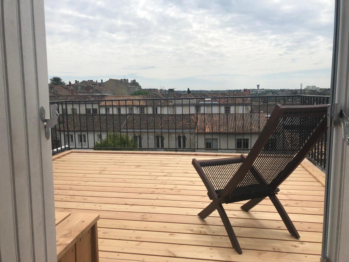 Beautifully Renovated Rooms On Place New York Angoulême Eksteriør billede