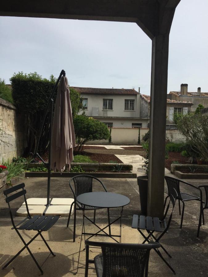Beautifully Renovated Rooms On Place New York Angoulême Eksteriør billede